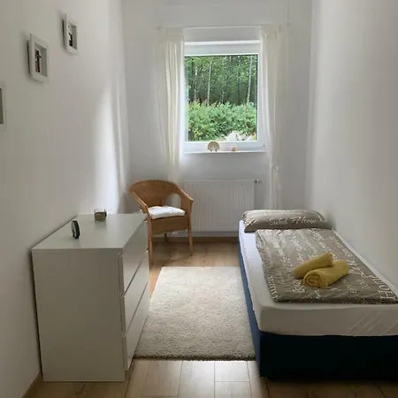 Akazienhof Apartman *